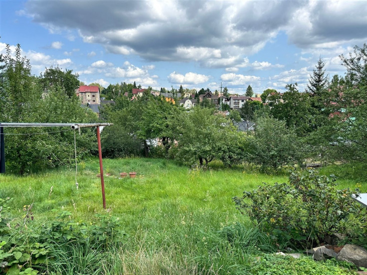 Rodinný dům s garáží a velkou zahradou, Hviezdoslavova, Děčín VII - Chrochvice 