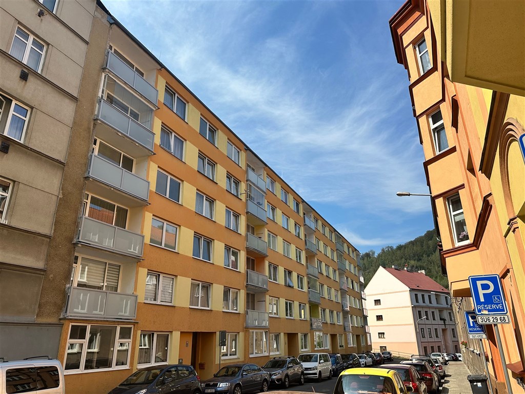 Byt 3+1 + 2 lodžie (81,6 m2), OV, Nerudova, Děčín I - Děčín