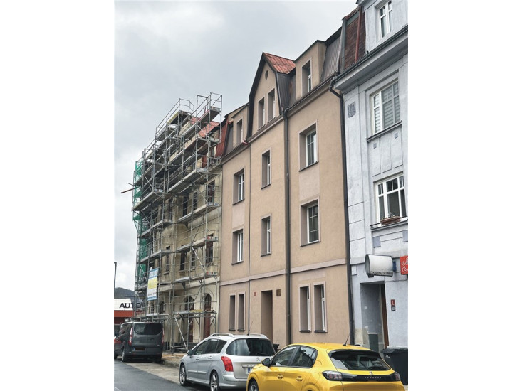 Pronájem bytu 2+1 (54 m2) se společnou zahradou, Žerotínova, Děčín III - Staré Město 
