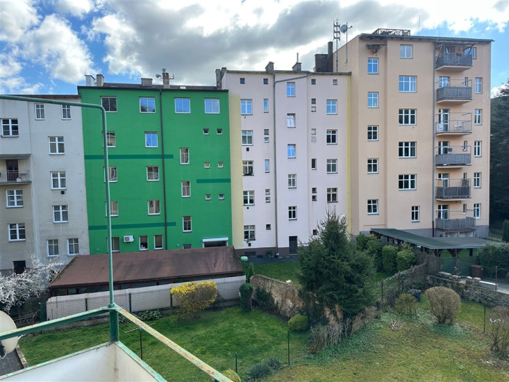Byt 2+1 (71,4 m2), OV, s balkonem a zahradou, Čsl. armády, Děčín I - Děčín