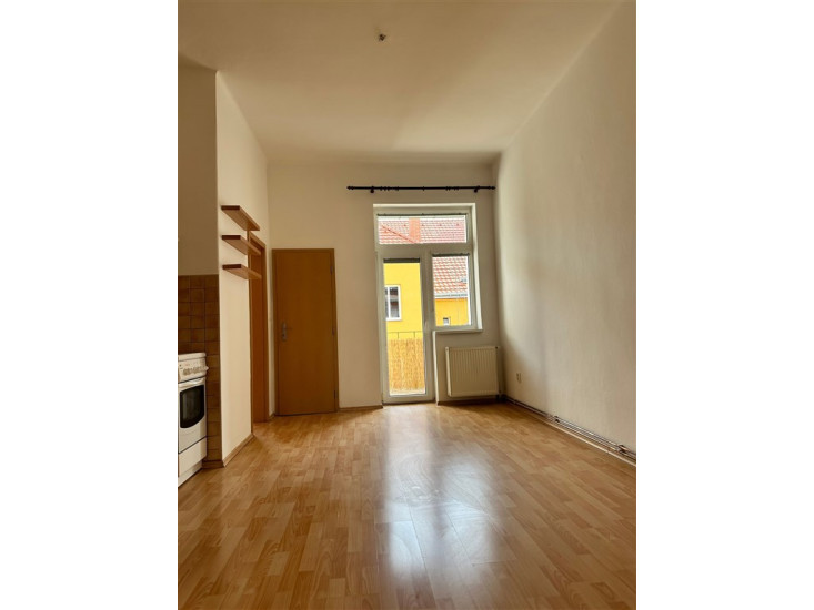 Pronájem bytu 2+kk (52 m2), OV, Raisova ul., Děčín IV-Podmokly