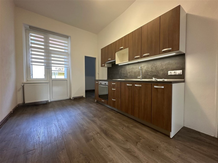 Pronájem bytu 3+kk (53 m2), OV, Raisova ul., Děčín IV-Podmokly