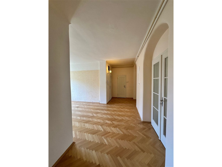 Byt 5+1 (140 m2) se společnou zahradou, Čsl. armády, Děčín I - Děčín