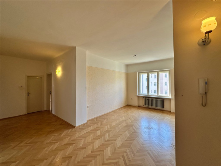 Byt 5+1 (140 m2) se společnou zahradou, Čsl. armády, Děčín I - Děčín