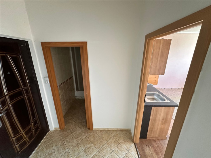 Byt 1+1 s lodžií (40,20 m2), OV, Dvořákova, Děčín II - Nové Město 