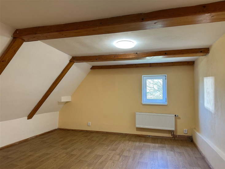 Chalupa po rekonstrukci se zahradou, Fibichova, Šluknov, okres Děčín