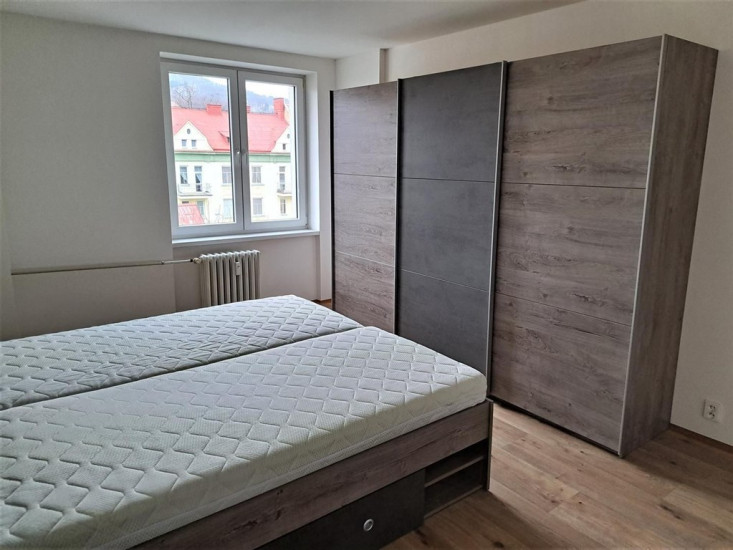 Pronájem bytu 3+kk s balkonem, Prokopa Holého, Děčín IV - Podmokly